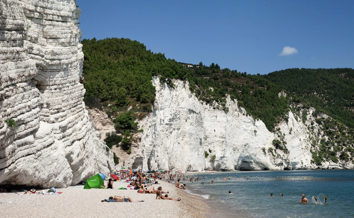 La spiaggia di Vignanotica, una delle più belle del Gargano